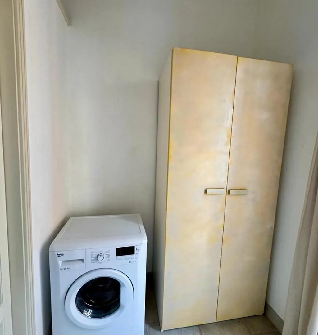 4Bhouse-Appartamenti Liberty In Centro A Lecce Italy