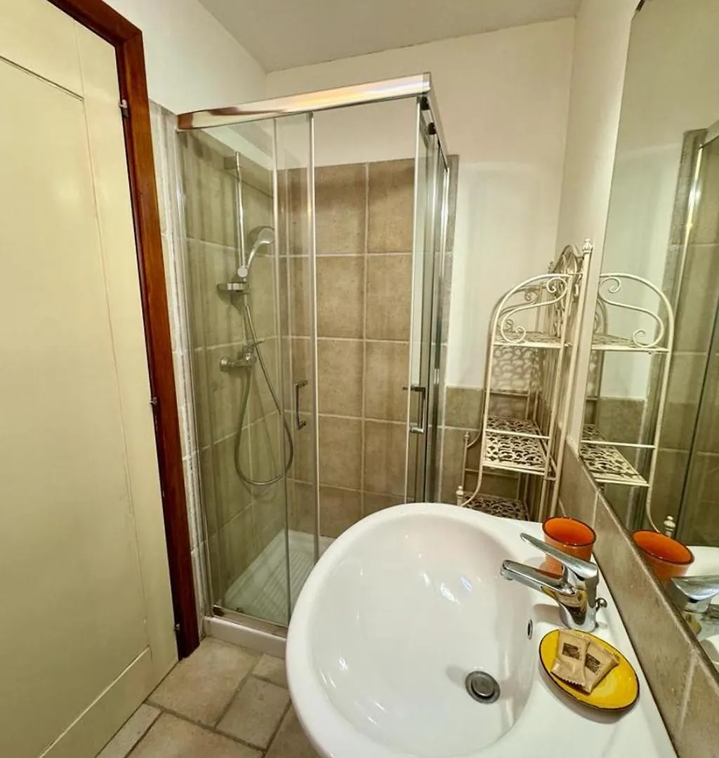 Apartment 4Bhouse-Appartamenti Liberty In Centro A Lecce Italy