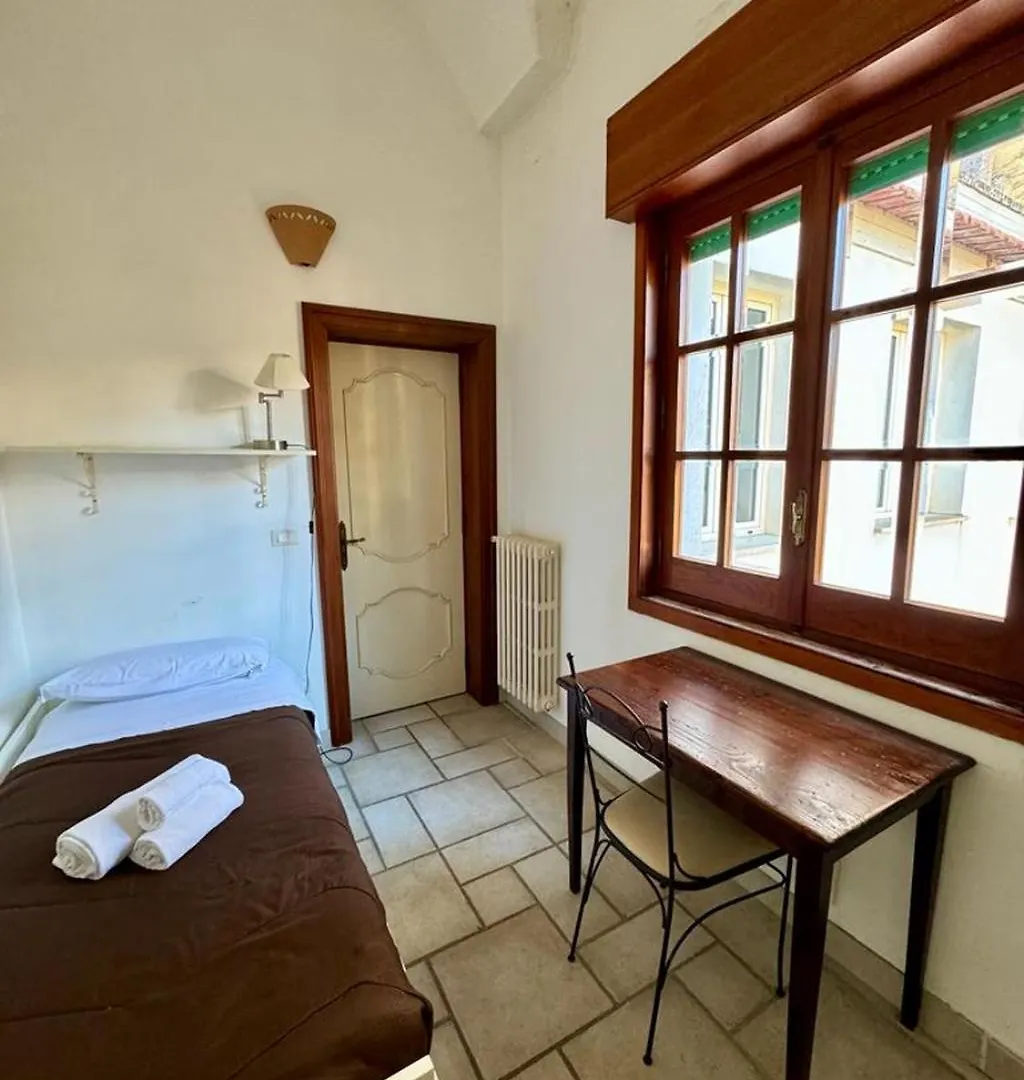 4Bhouse-Appartamenti Liberty In Centro A Lecce Italy
